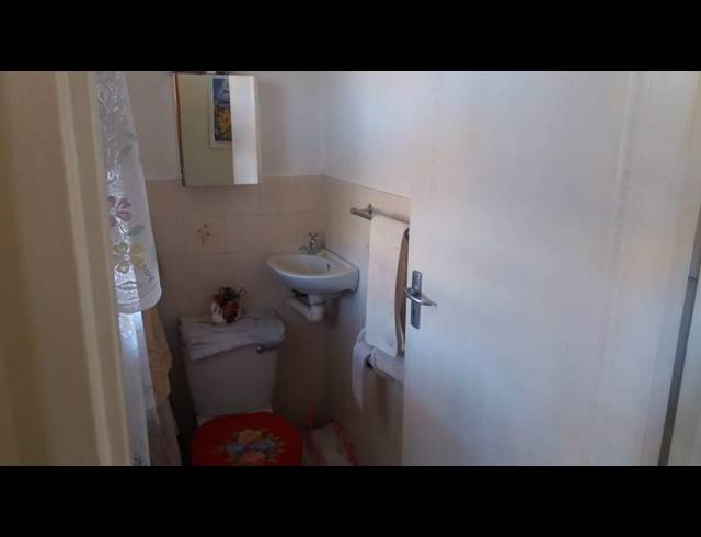 2 BEDROOM RETIREMENT UNIT FOR SALE IN PIETERMARITZBURG CENTRAL